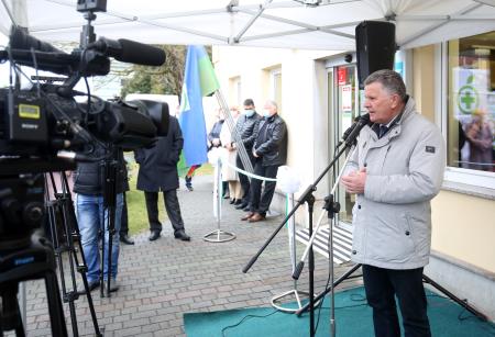 OTVORITEV LEKARNE CERKNICA 12 FOTO LJUBO VUKELIČ